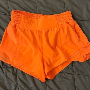 Lululemon hotty hot shorts. High rise 4” size 6